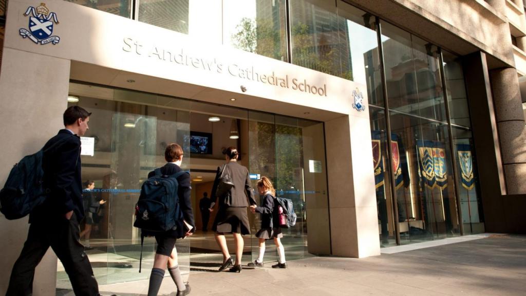 Entrada St. Andrew´s Cathedral School