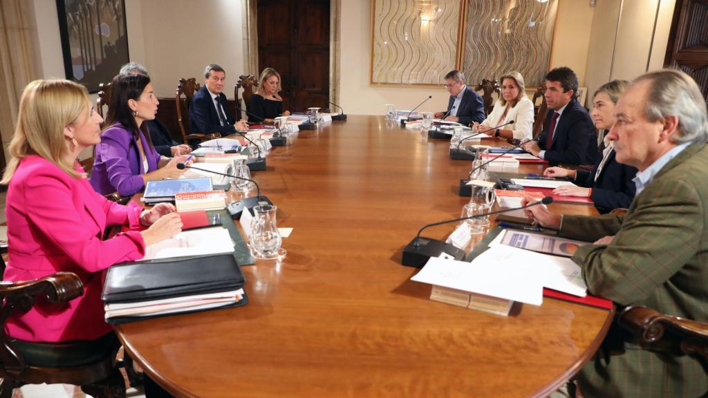 Pleno extraordinario en el que se aprobó el proyecto de presupuestos autonómicos. EE