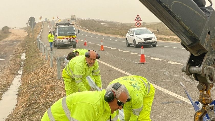 Trabajos en una carretera de titularidad estatal
