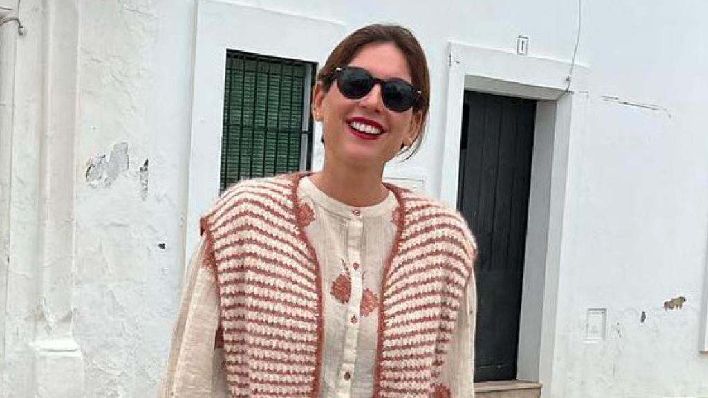 Lourdes Montes luciendo sus nuevas prendas de Hoss Intropia.