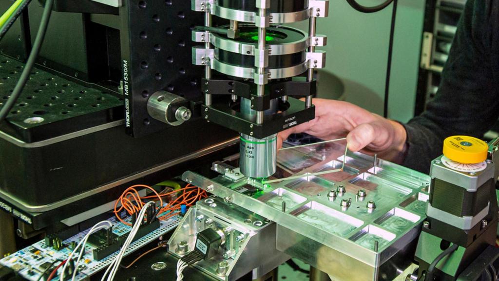 El sistema para escribir datos con láser en el vidrio