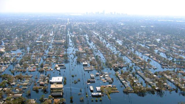 Katrina-new-orleans-flooding3-2005