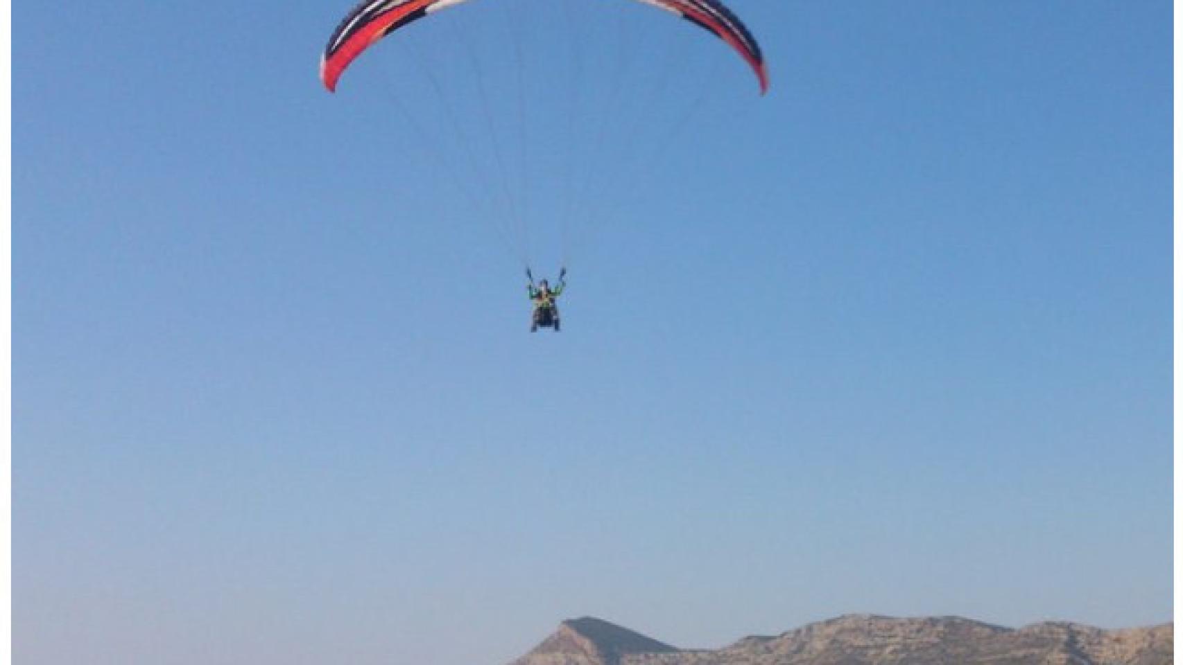 Parapente en Palomaret (Agost).