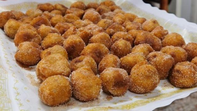 Unos buñuelos de viento recién hechos, en una imagen de archivo.