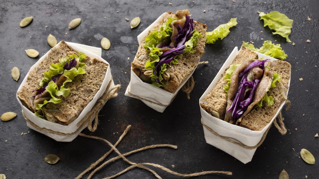 La ruta de la tapa vegana: más de 40 restaurantes en toda España que ni sabías que no sirven carne.