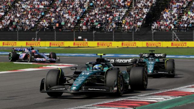 Los dos Aston Martin, durante el GP  de México.