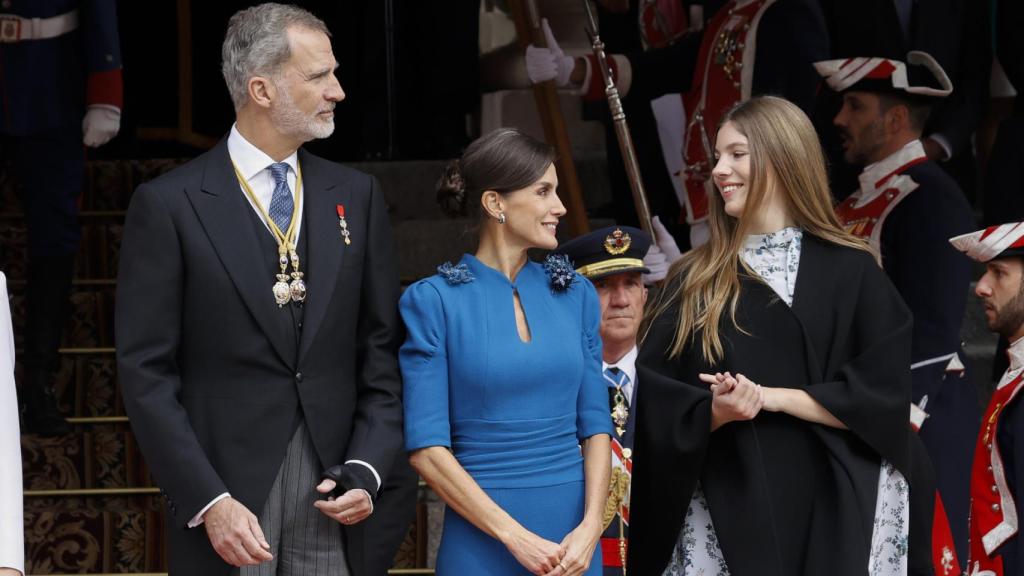 La infanta Sofía y los reyes Felipe VI y Letizia.