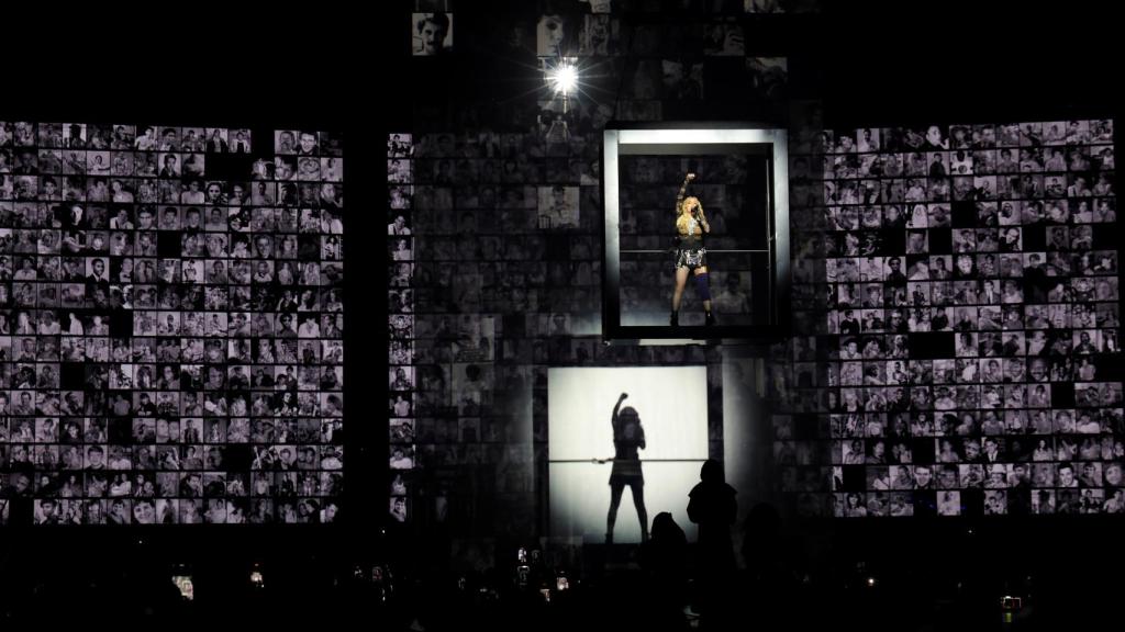 'Un Live To Tell' como homenaje para los muertos por el sida.
