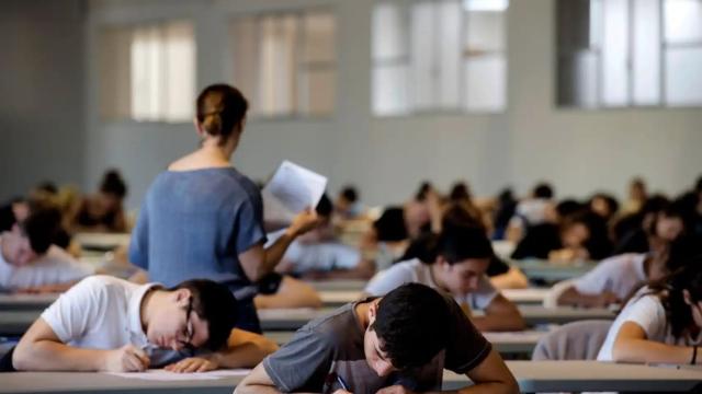 Alumnos en el aula.