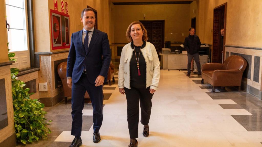 Carlos Velázquez y Conchi Cedillo en la Diputación de Toledo.