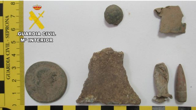 Piezas sustraídas por el investigado en el yacimiento de la provincia de Burgos