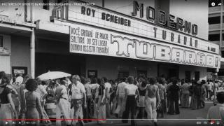 Cartel de la película 'Tiburón' en los cines Moderno de Recife