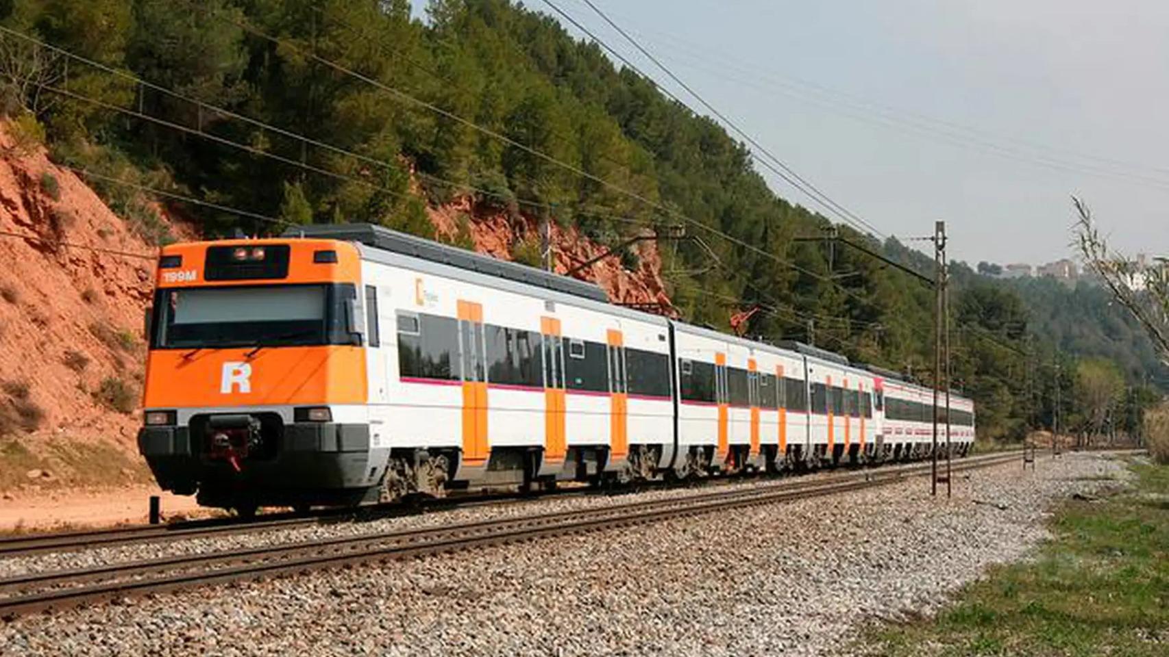 Un tren de 'Rodalies' circulando por una vía en una imagen de archivo.