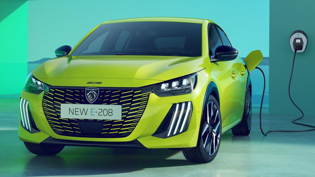 Peugeot E-208.