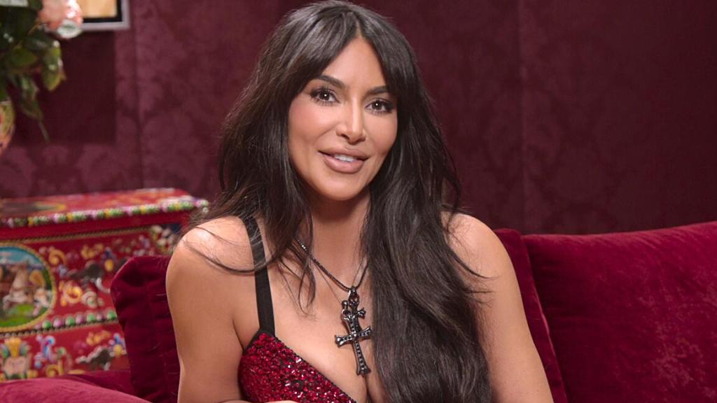 Kim Kardashian en el show de Hulu.