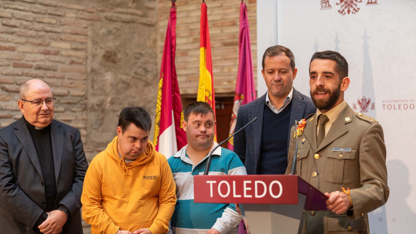 El capitán Mario Ruiz durante su intervención.