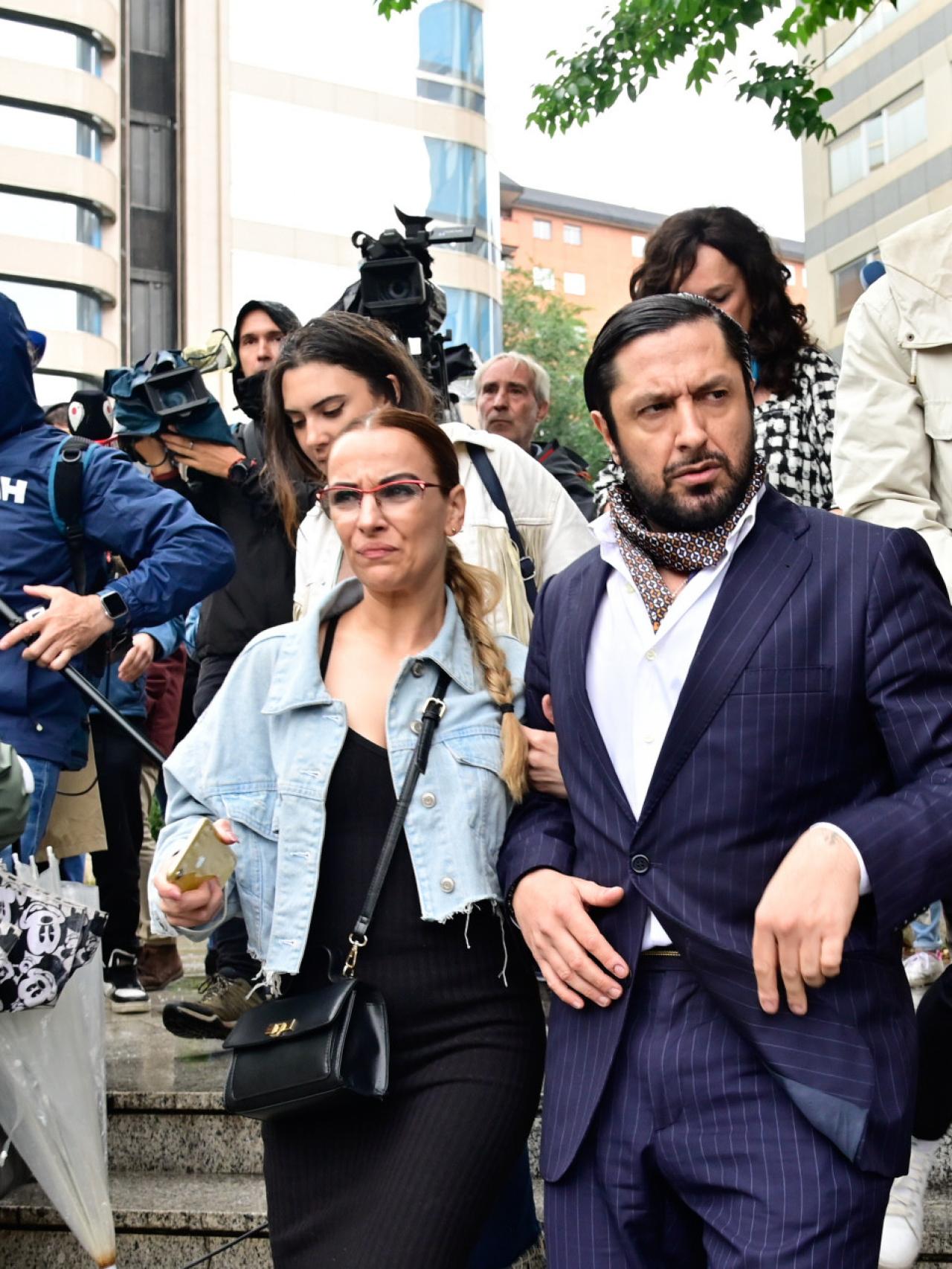 Rafael Amargo, el 7 de junio, en Madrid, rodeado de cámaras.