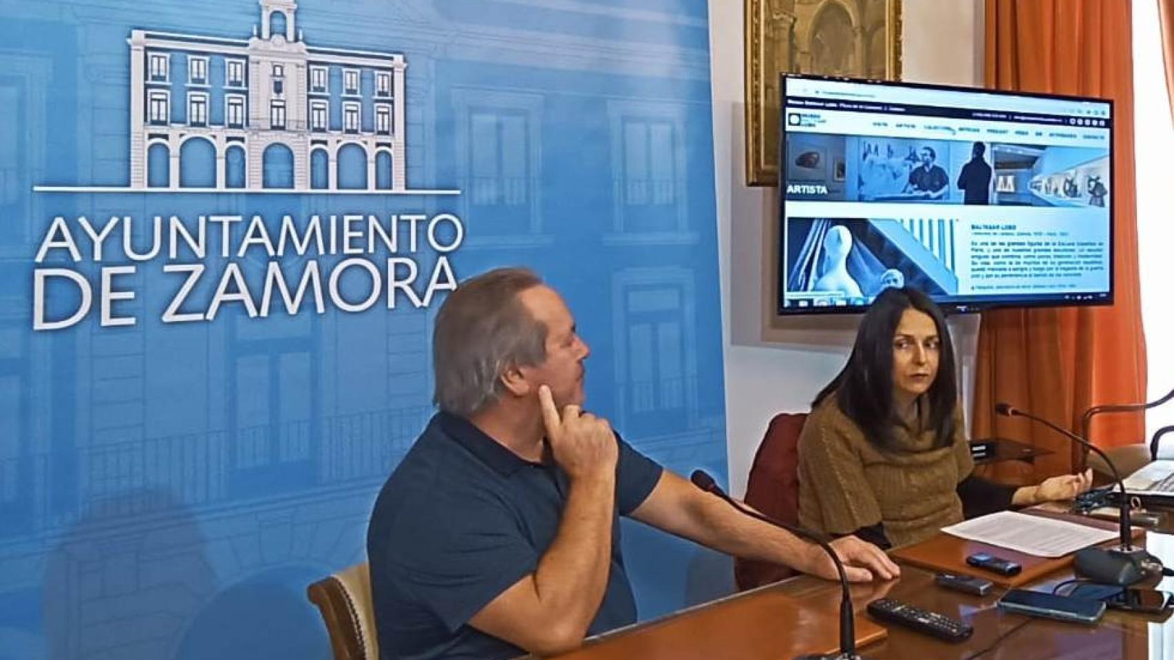 Francisco Guarido y María Eugenia Cabezas presentan una plataforma de contenidos digitales de Baltasar Lobo