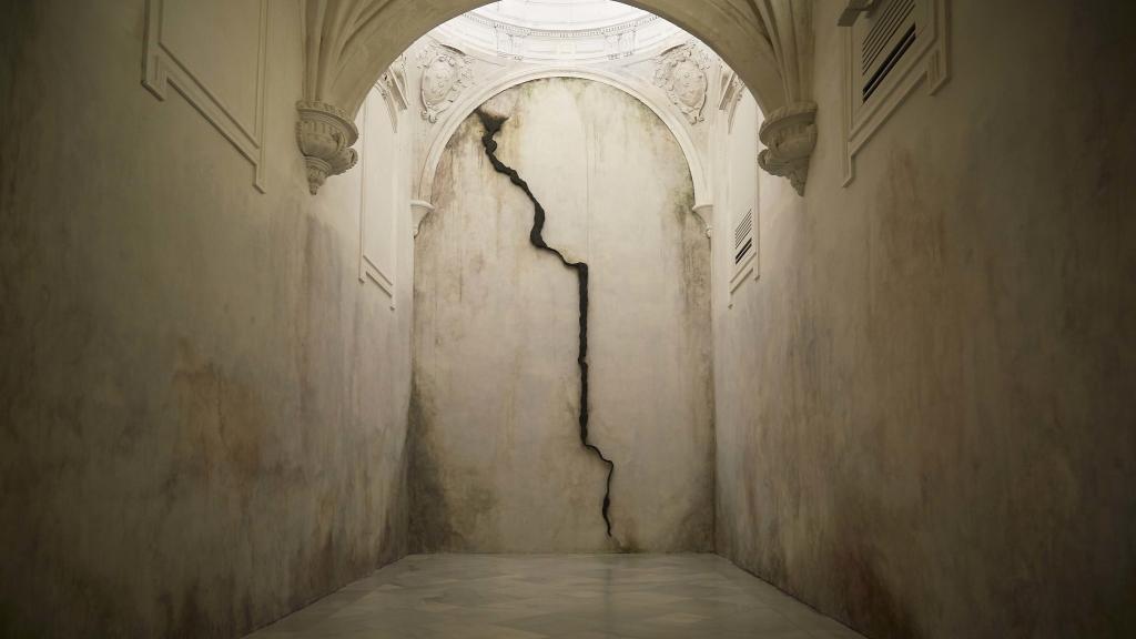 Exposición de la artista Soledad Sevilla en la zona monumental del CAAC, 2019. Foto: CAAC