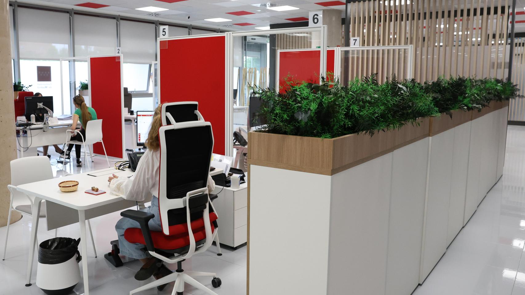 Interior de una oficina del SEPE.