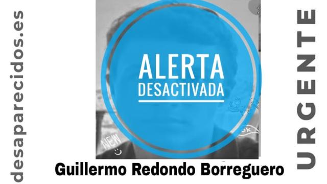 Uno de los carteles con la desactivación de la búsqueda de los dos jóvenes.