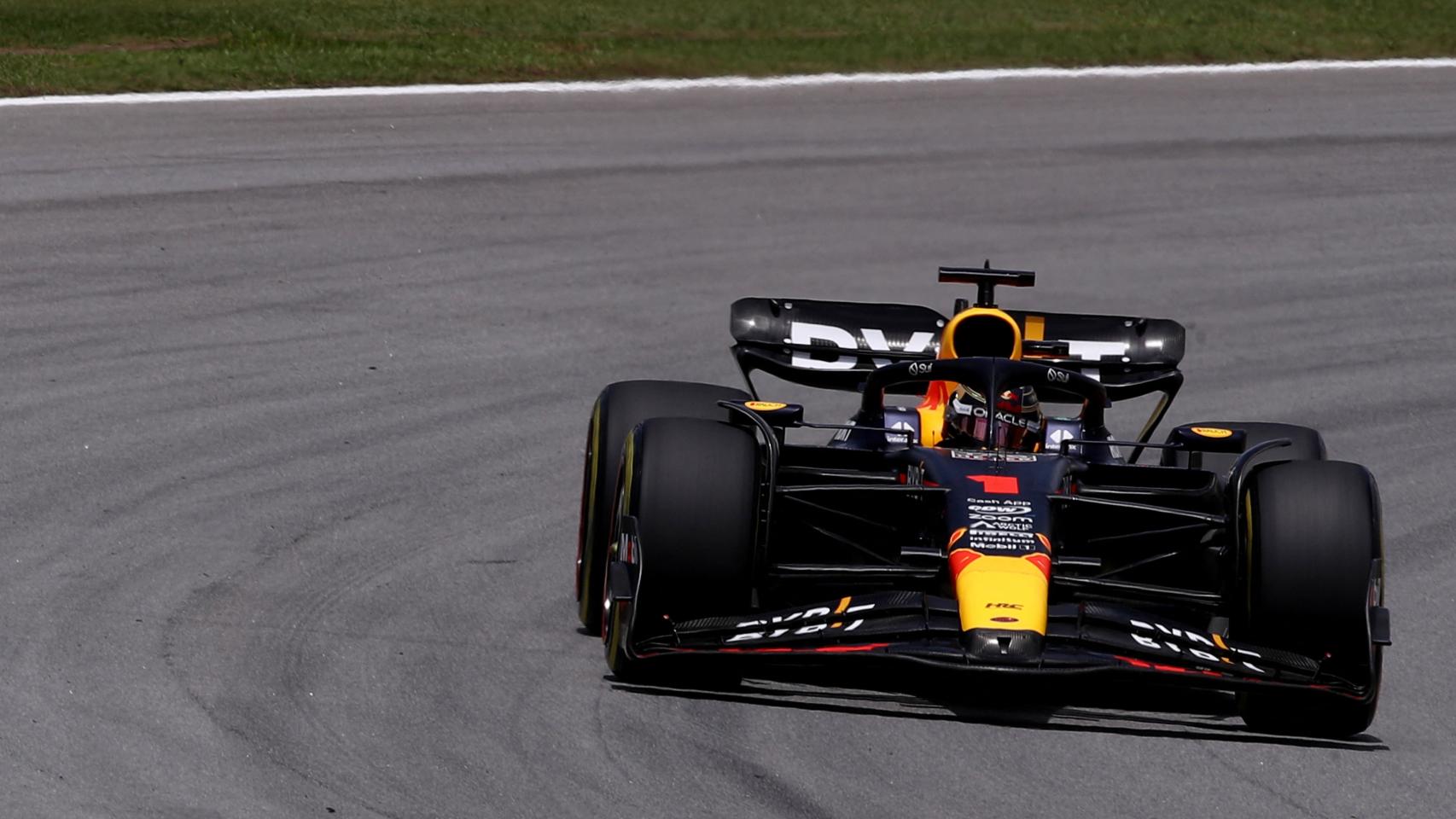 Max Verstappen durante la carrera sprint de Brasil