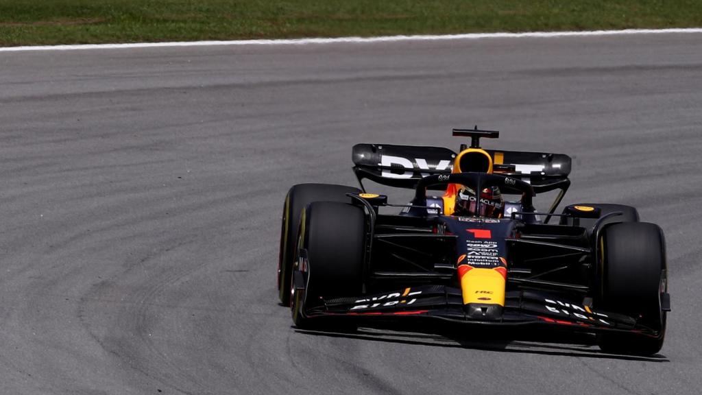 Max Verstappen durante la carrera sprint de Brasil