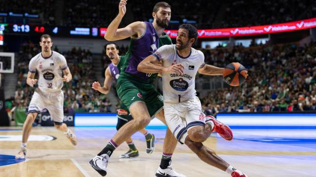 Unicaja de Málaga vs.  Mombus Obradoiro