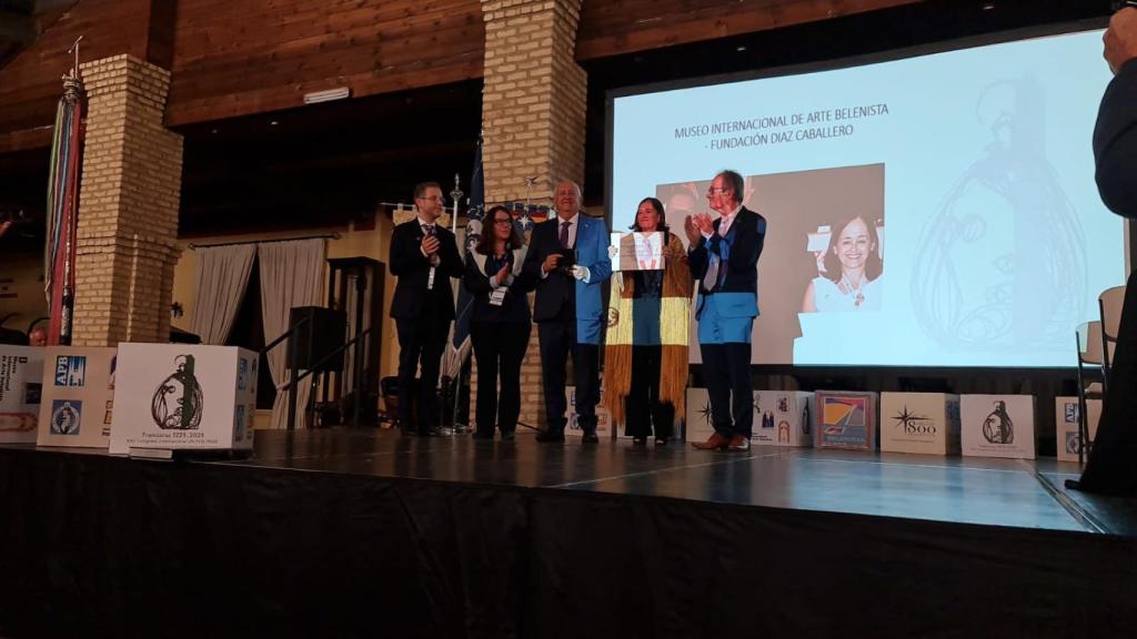 Entrega de la Medalla de Oro al Museo Belenista de Mollina.