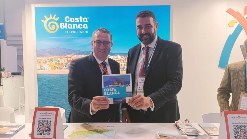 El presidente de la Diputación de Alicante, Toni Pérez, y el director del Patronato Costa Blanca, José Mancebo.