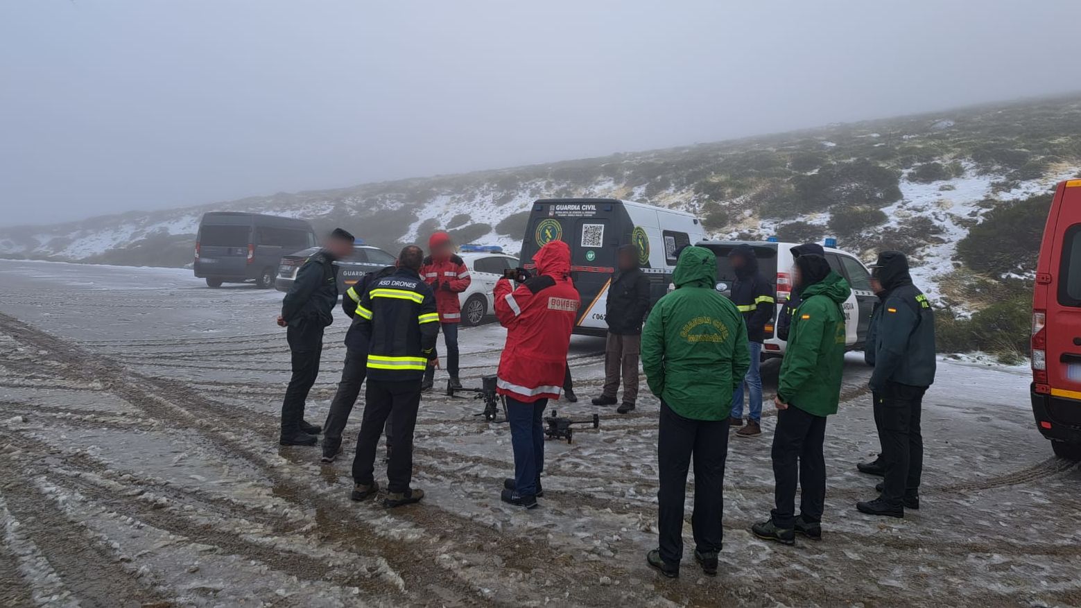 Imagen del operativo del pasado fin de semana para buscar al montañero de Béjar