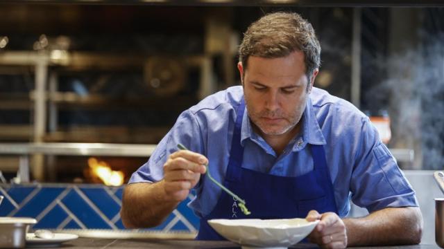 Óscar, el chef español que triunfa en Brasil: familia de pescaderos y con tres restaurantes