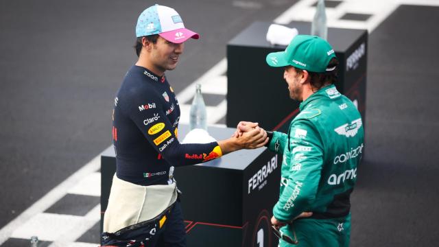 Checo Pérez y Fernando Alonso