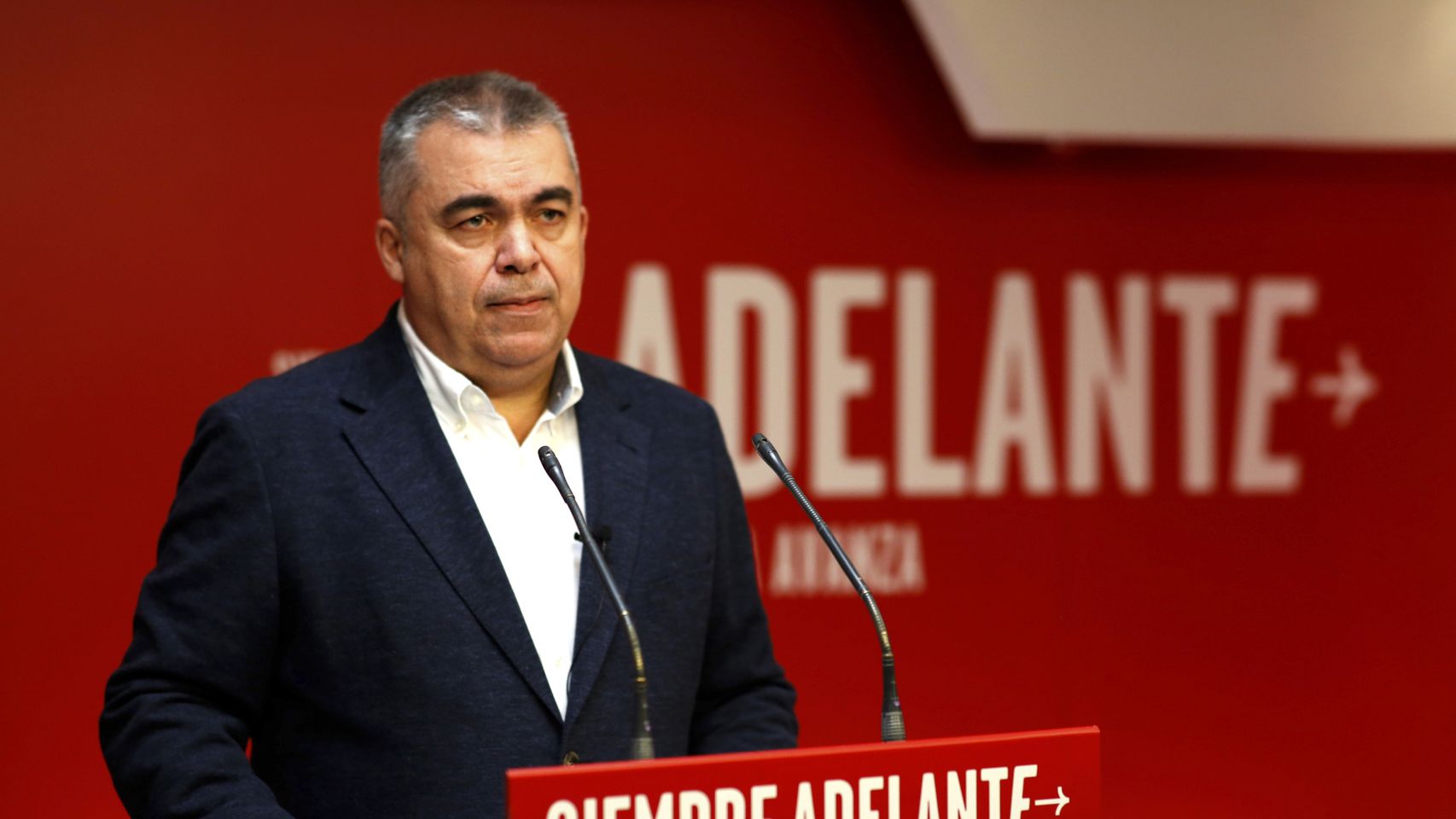 El secretario de Organización del PSOE, Santos Cerdán, anunciando el resultado de la consulta a la militancia socialista.