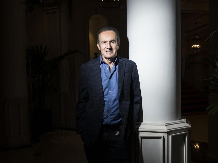 Andrés Oppenheimer posa como nuevo columnista de EL ESPAÑOL.