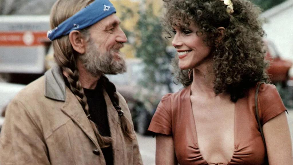 Shannon Wilcox y Willie Nelson en la película 'Un dúo de tres'