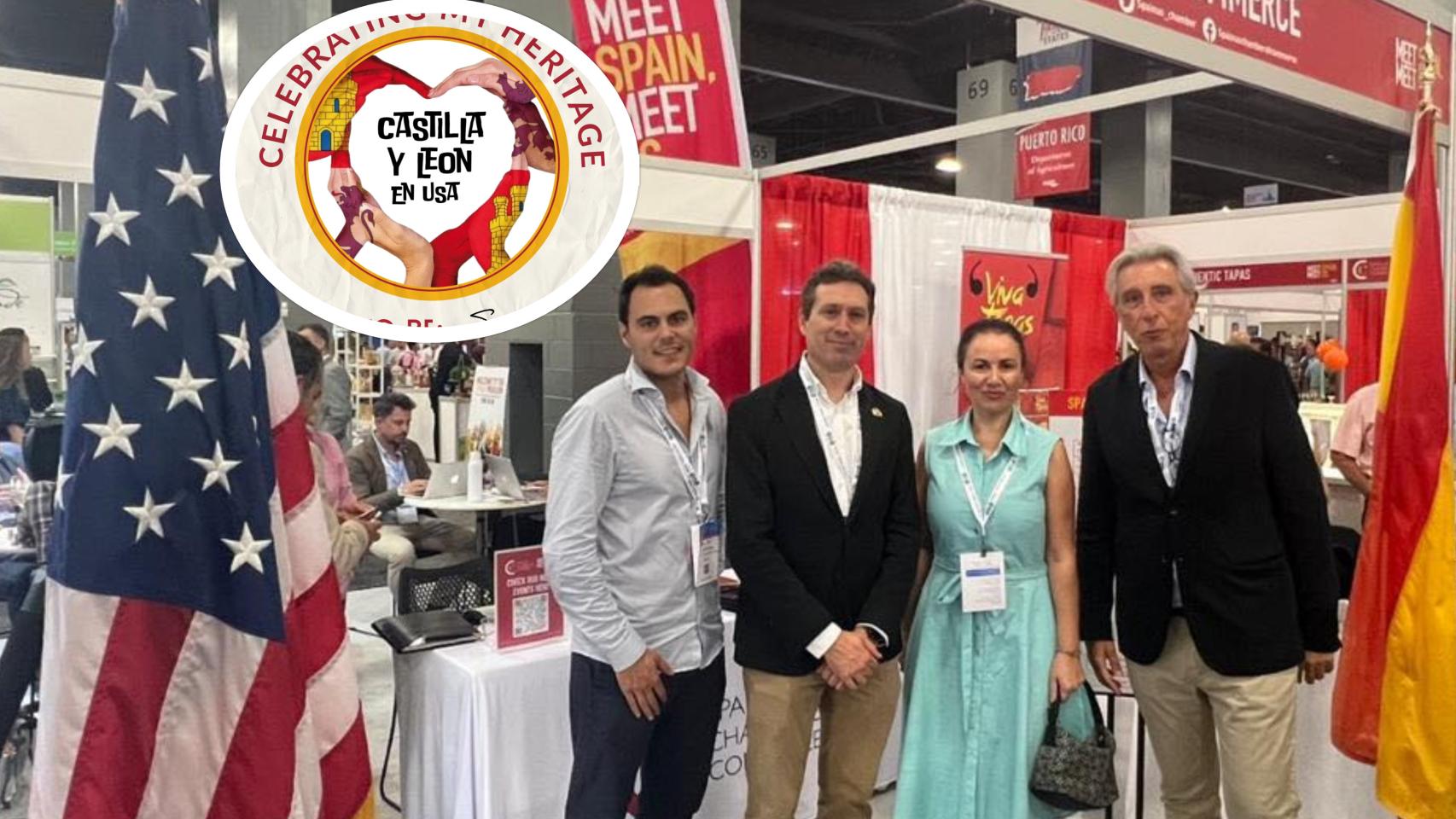Carmen Jiménez, presidenta de la Casa Regional de Castilla y León en Estados Unidos, durante una feria