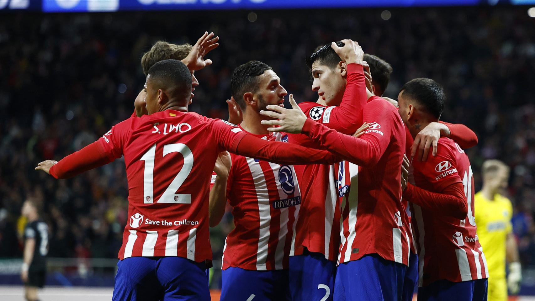 Los jugadores del Atlético de Madrid celebran uno de los goles ante el Celtic.