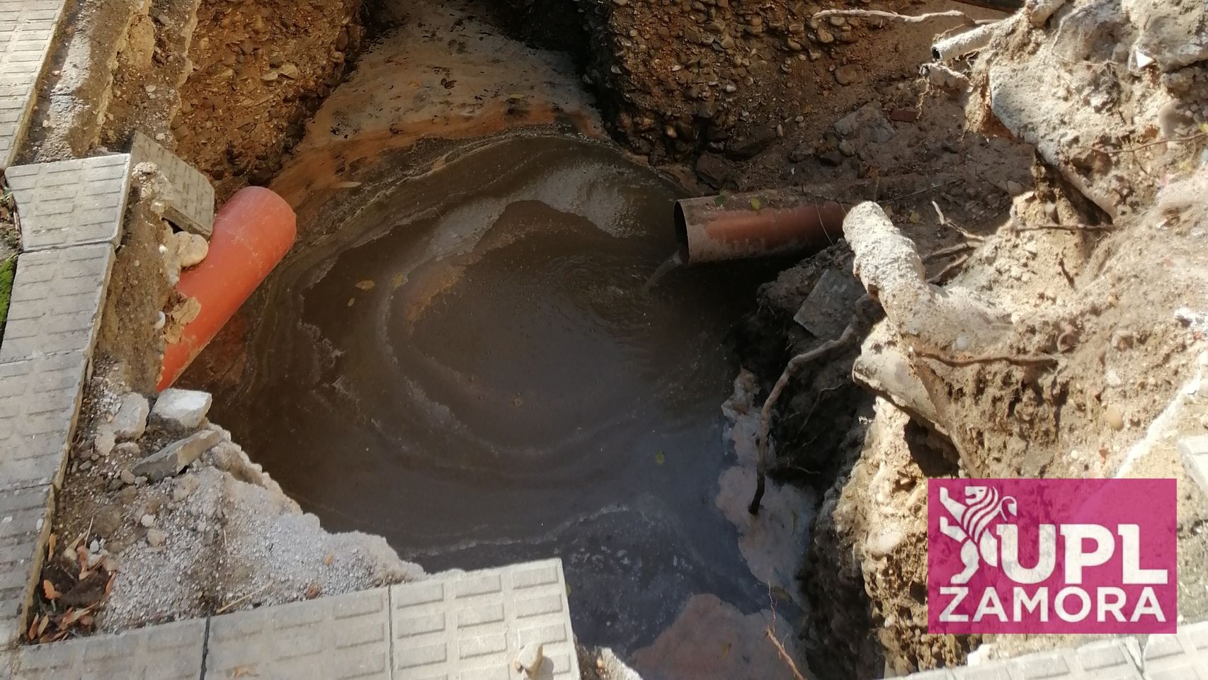 Agujero en Los Bloques