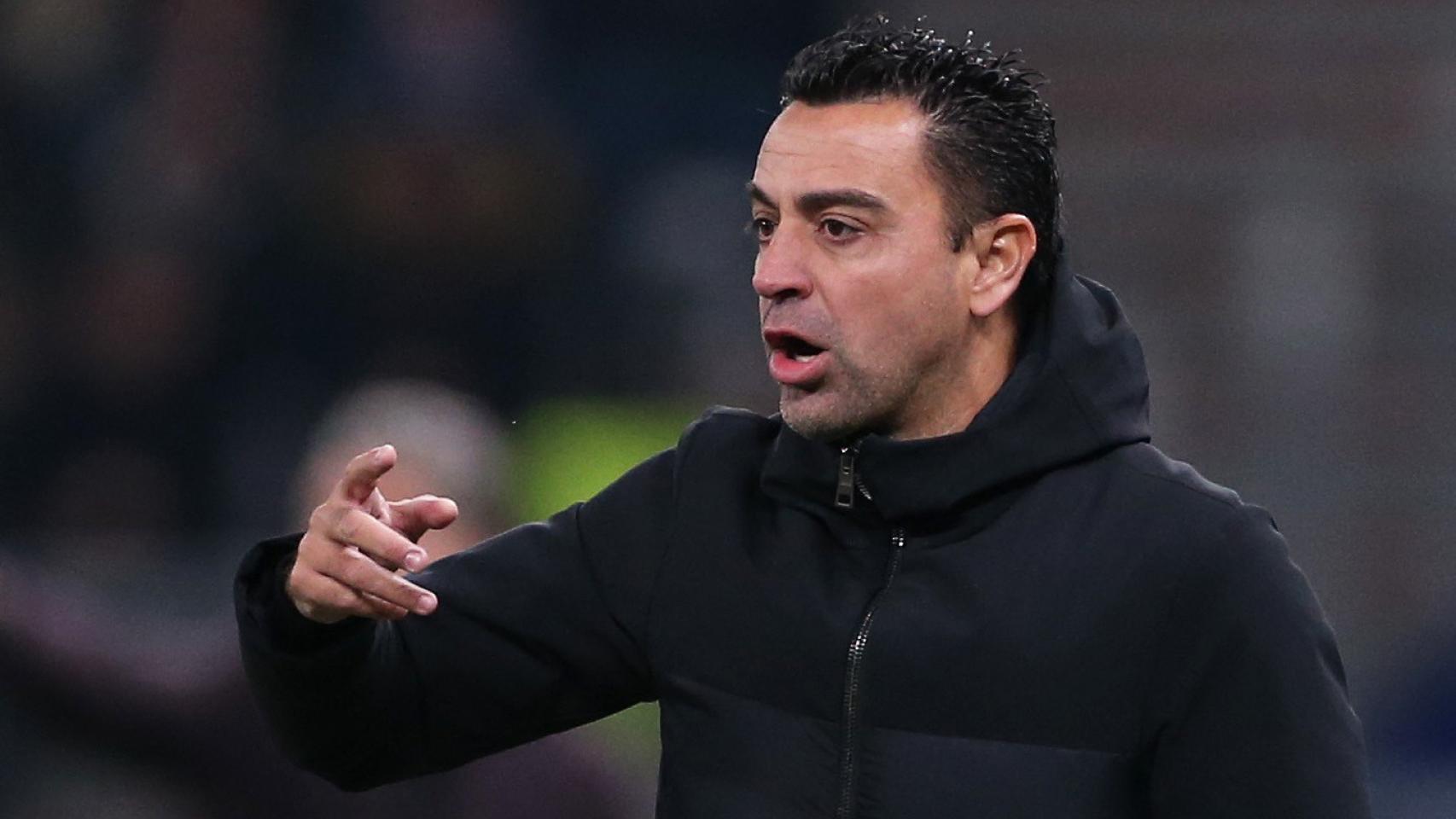 Xavi Hernández durante el encuentro frente al Shakhtar