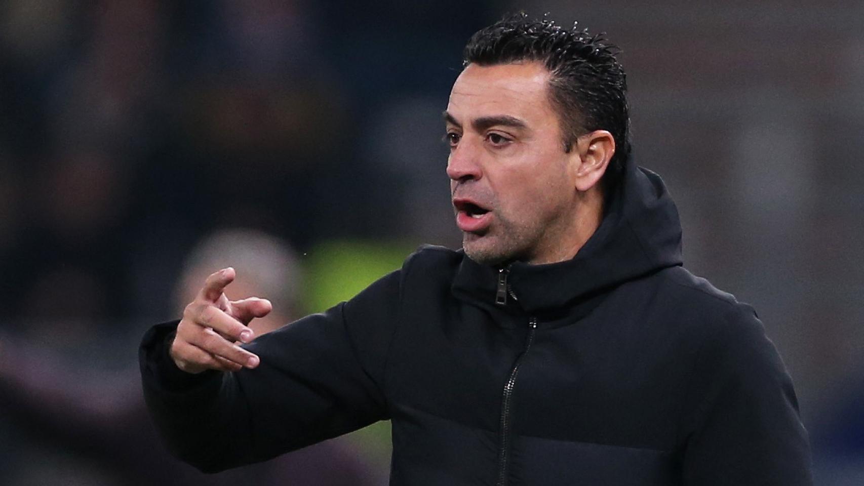 Xavi Hernández durante el encuentro frente al Shakhtar