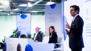 José María Alvarez-Pallete, durante su intervención en el Capital Markets Day, junto a Ángel Vilá y Laura Abasolo