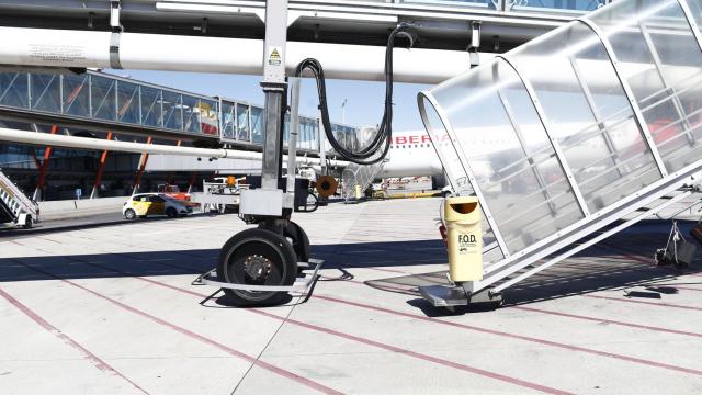 Accesos a aviones e Iberia en el Aeropuerto Adolfo Suárez Madrid-Barajas