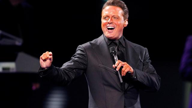 El cantante puertorriqueño Luis Miguel.