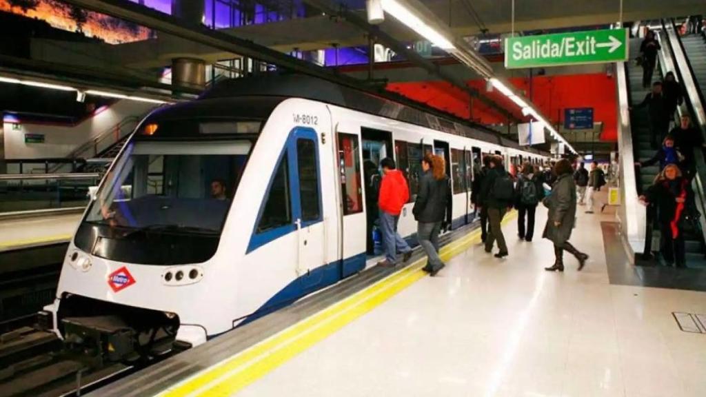 Tren de Metro de Madrid.