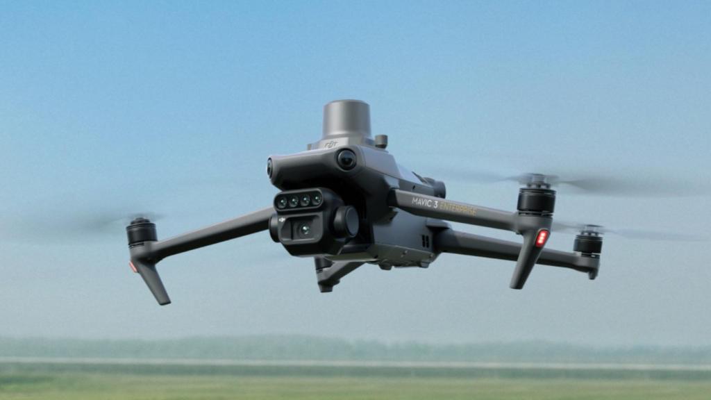 El dron agrícola DJI Mavic 3M.