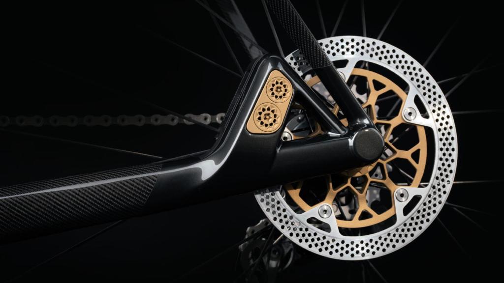 El plato de la bicicleta J. Laverack Aston Martin .1R