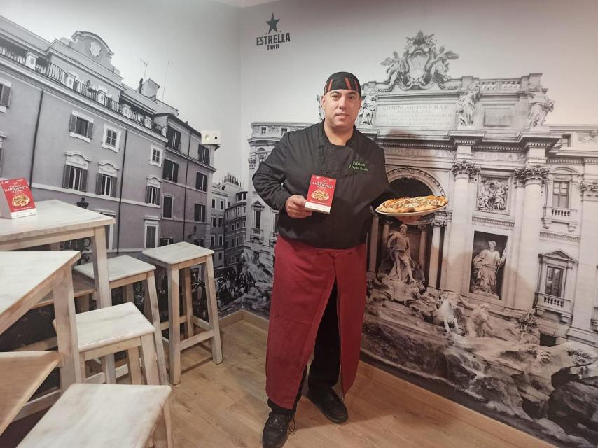 Miguel en la pizzeria