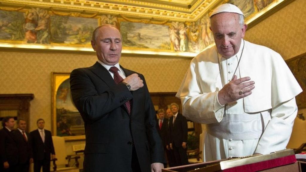 Vladímir Putin y el papa Francisco, durante la última visita del autócrata ruso.