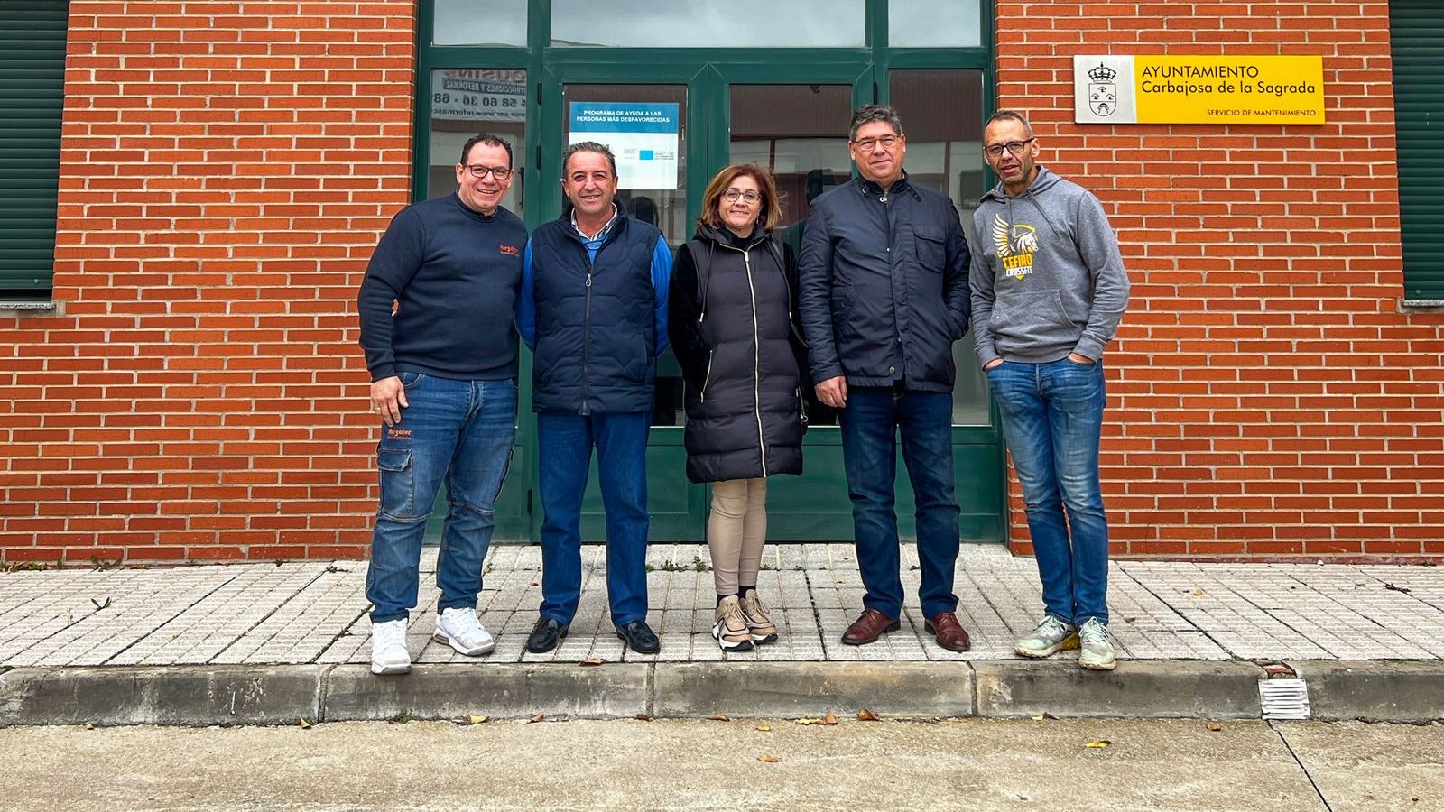Miembros de la nueva Junta Directiva en la sede de la Asociación de Empresarios del Polígono El Montalvo III.